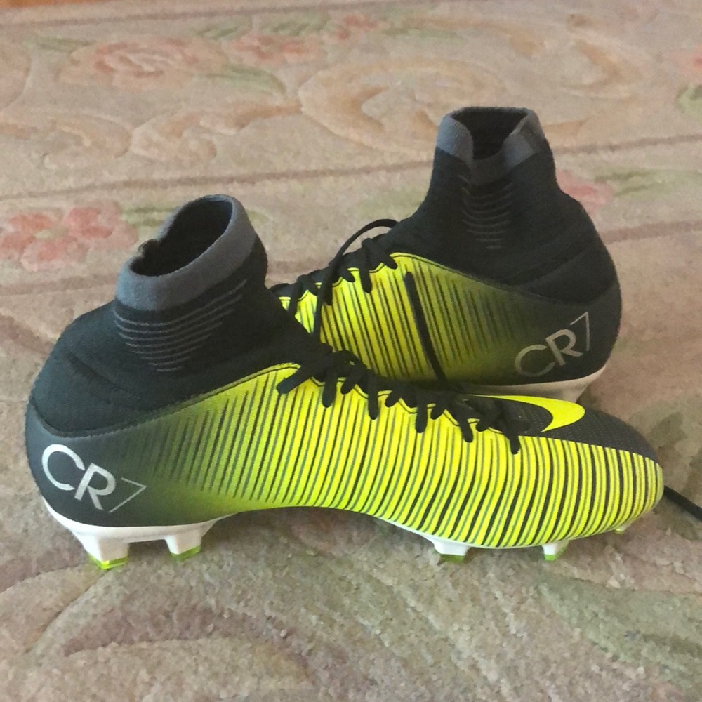 NWOT Nike Mercurial superfly 5 cr7